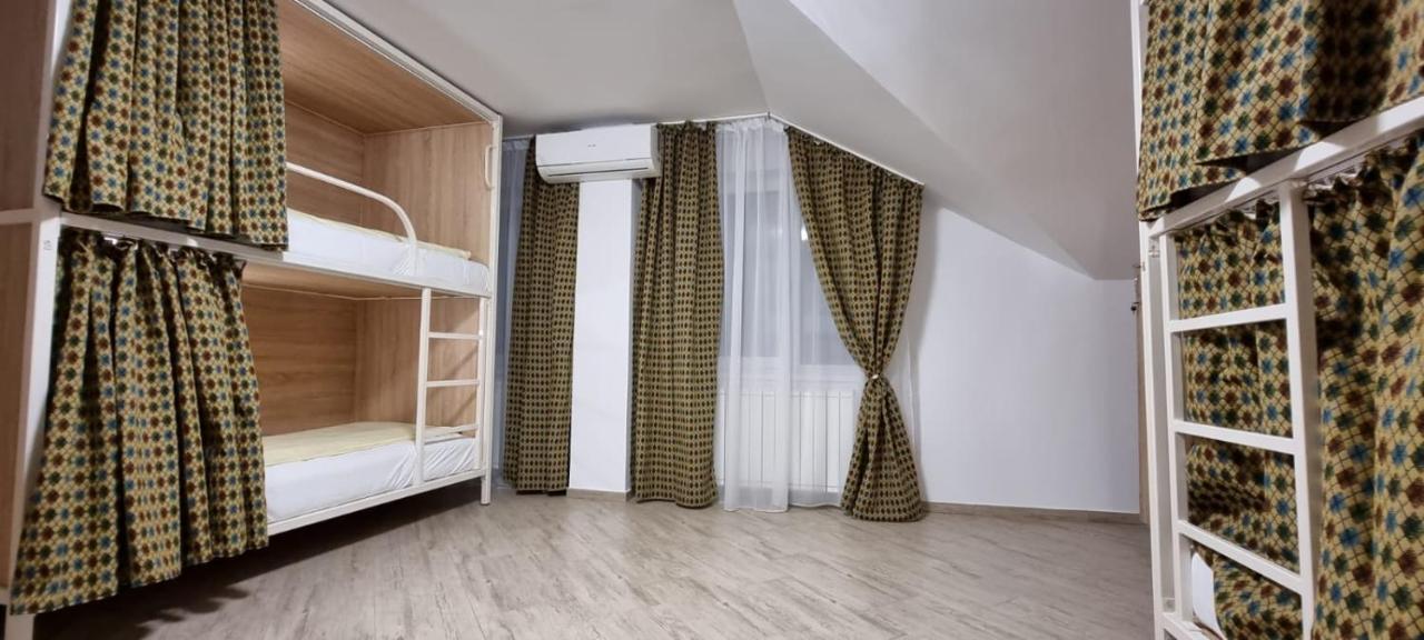 Hostel Citadella Deva Zewnętrze zdjęcie